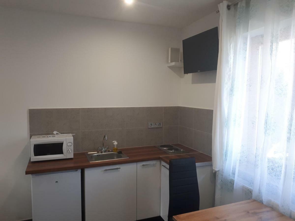 Éden Apartman Hajdúszoboszló Exterior foto